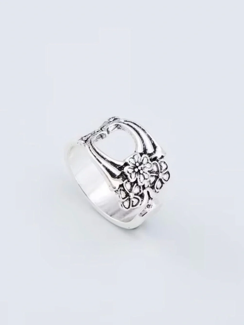 Western Ring Silver Floral Statement Ring - Silver Adjustable